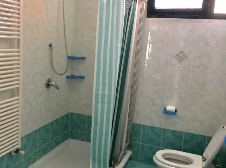 هتل Amarin Pisa Room