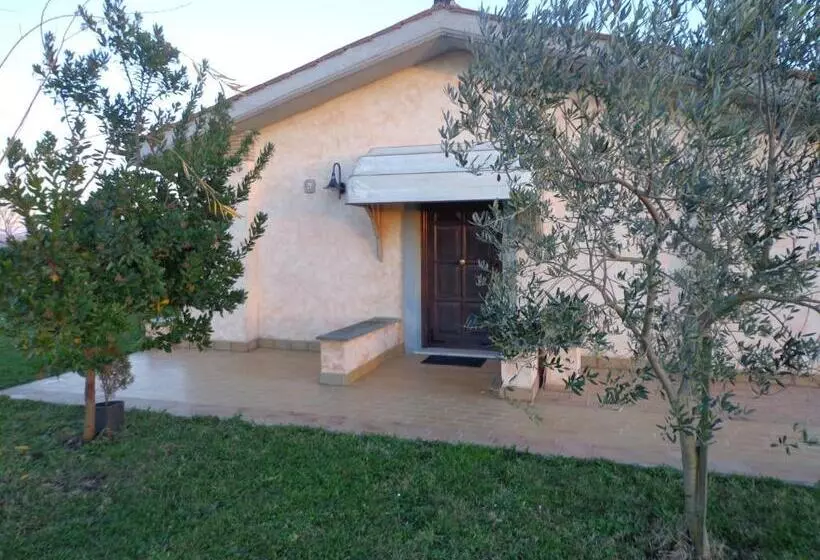 Hotelli Agriturismo Fontelupo