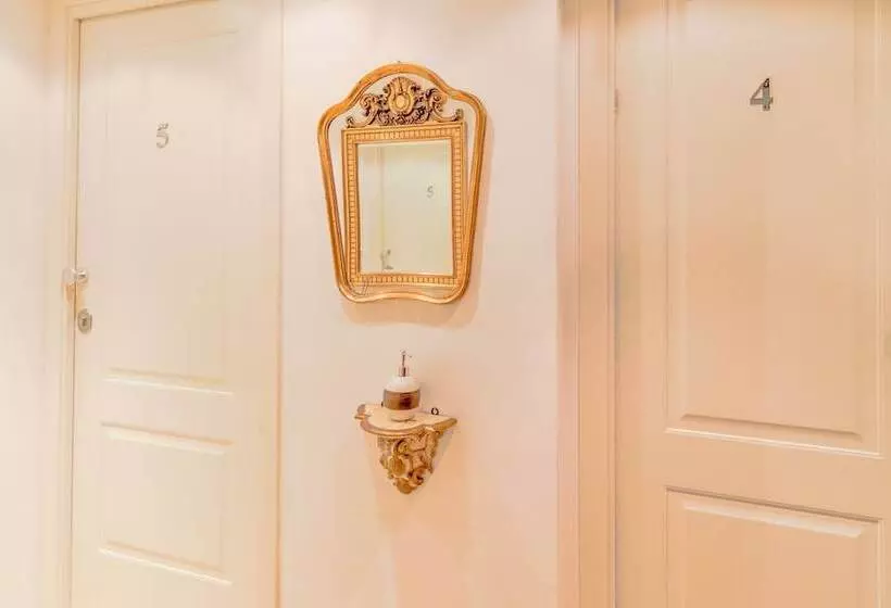 Hotelli Aiello Rooms