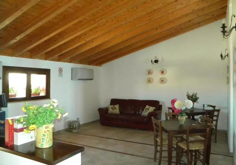 هتل Baglio Maragani Az Agric B&b