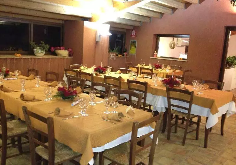 هتل Baglio Maragani Az Agric B&b