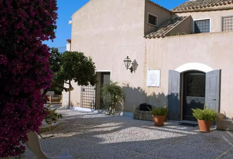 Hotelli Baglio Sant'andrea