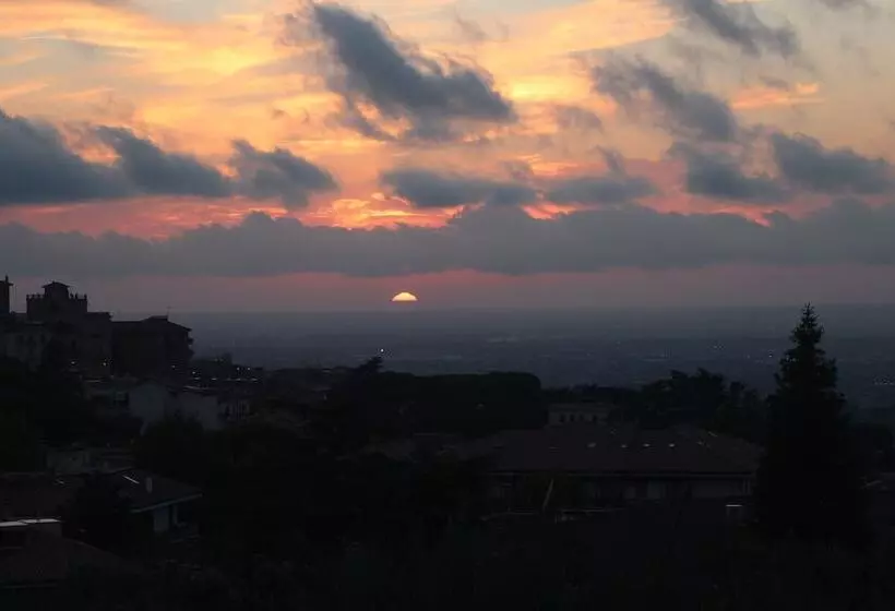 Hotelli B&b La Terrazza Di Frascati