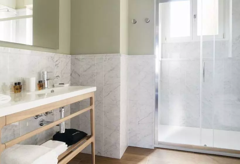 هتل Castello Sforzesco Suites By Brera Apartments