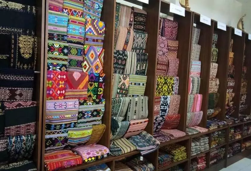 هتل Exotic Komodo