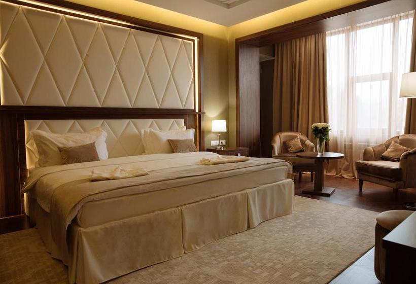 هتل Garden Park Inn