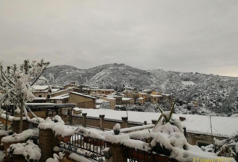 בית מלון כפרי La Terrazza B&b