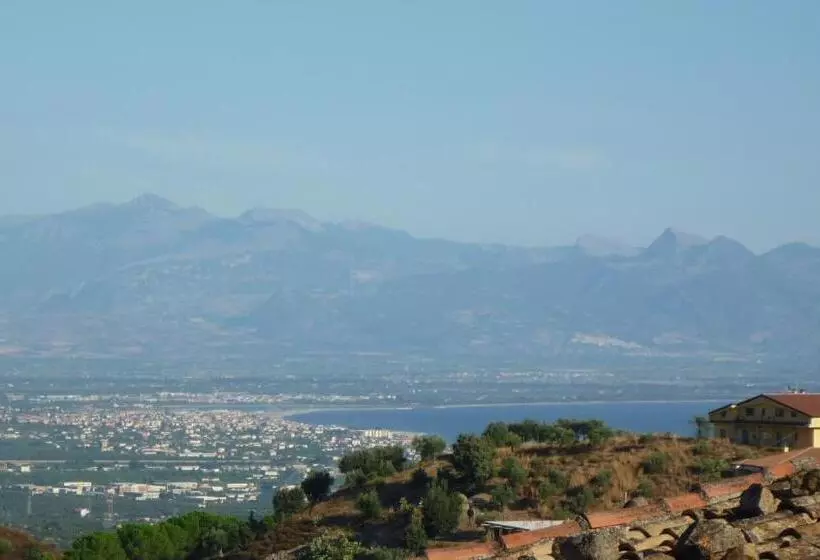 Hotelli La Terrazza B&b