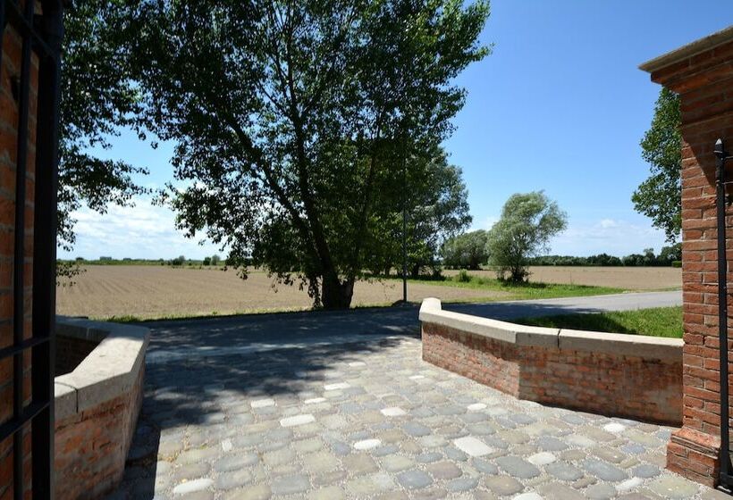 ホテル Resilienza