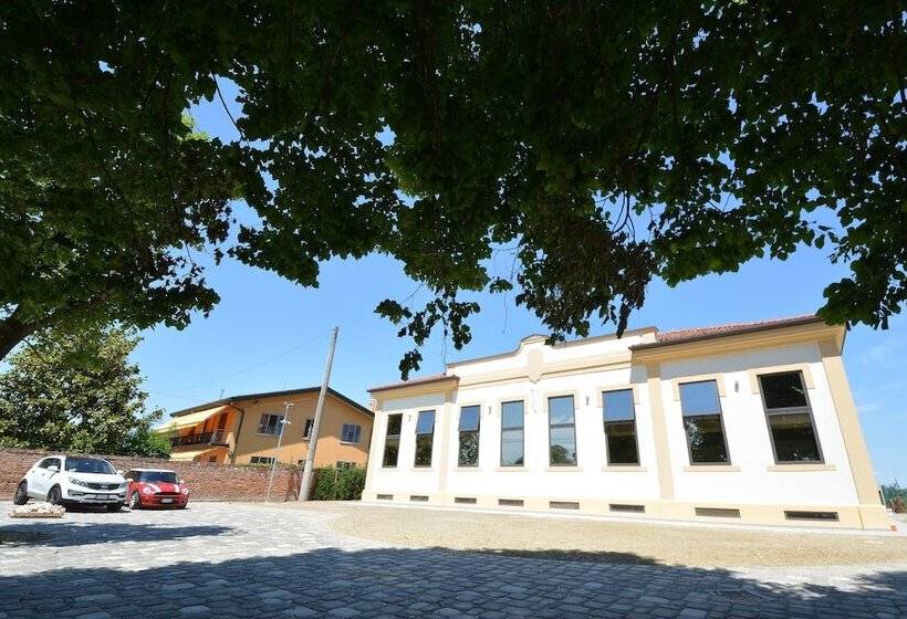 ホテル Resilienza