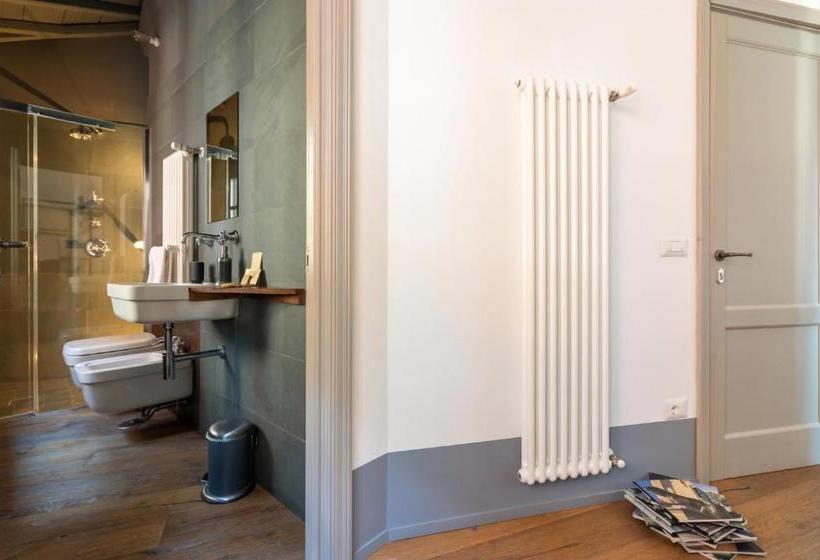 هتل Tag Guest House