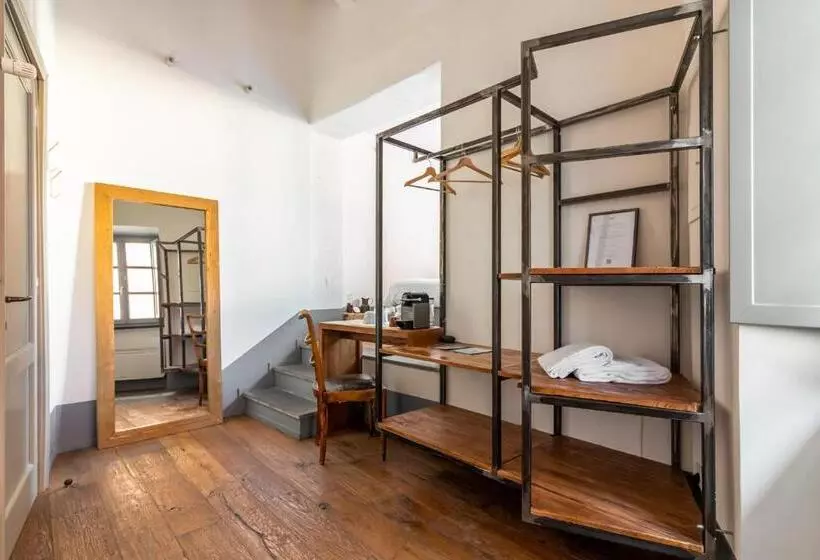 هتل Tag Guest House