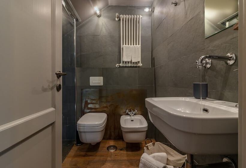 هتل Tag Guest House