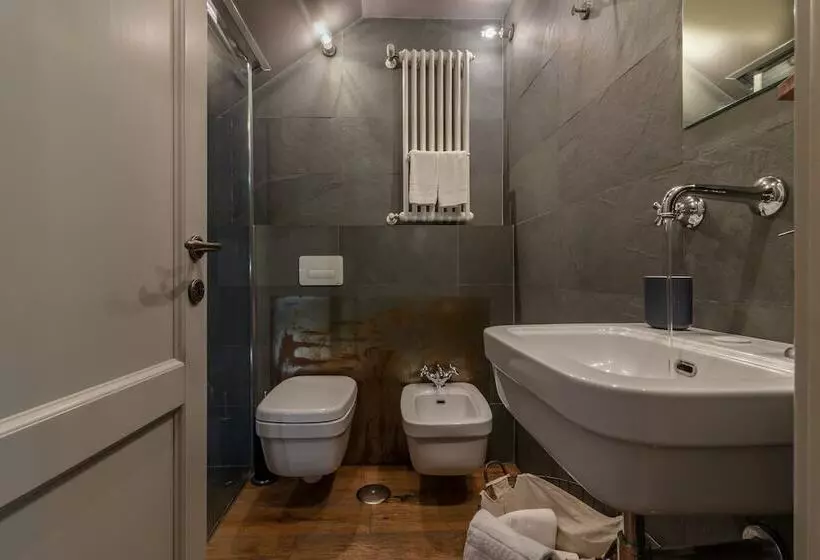 هتل Tag Guest House