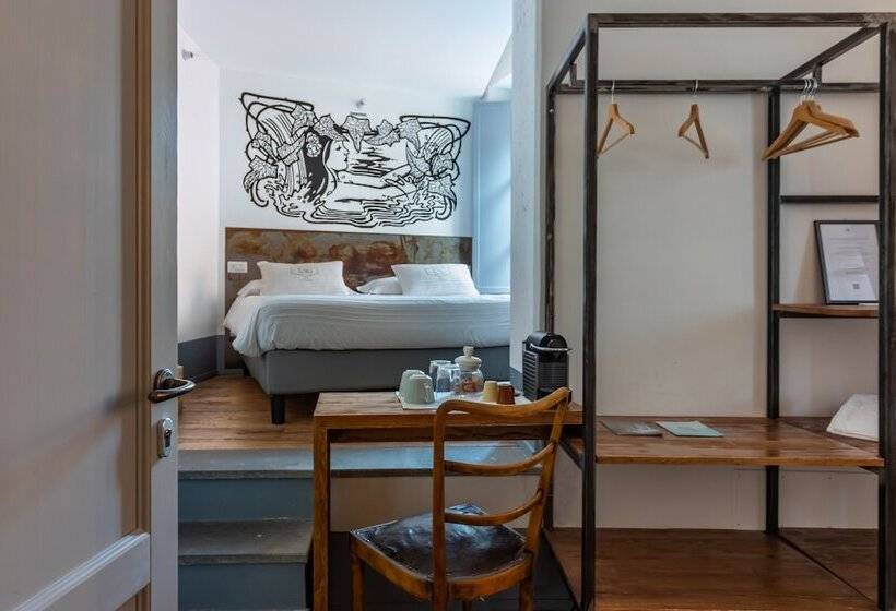 هتل Tag Guest House