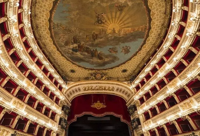 Hotelli Terme Neronensis