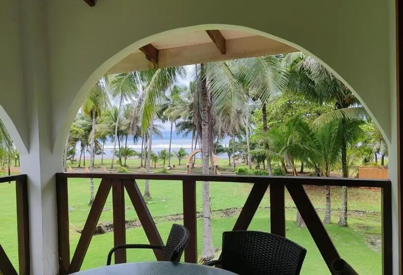 ホテル Marenaz Oceanfront Resort