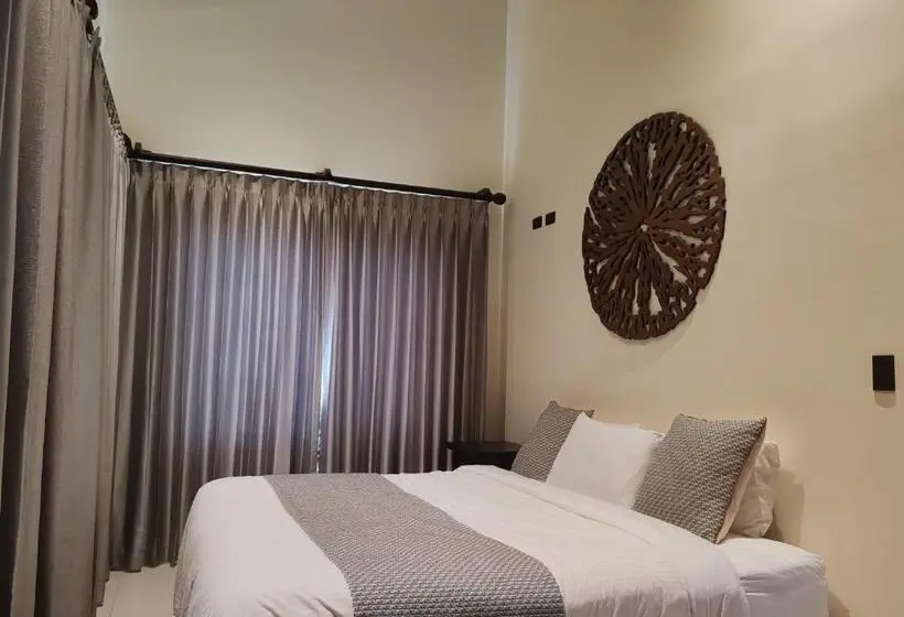 ホテル Marenaz Oceanfront Resort