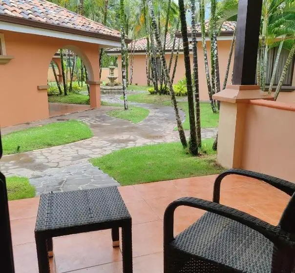 ホテル Marenaz Oceanfront Resort