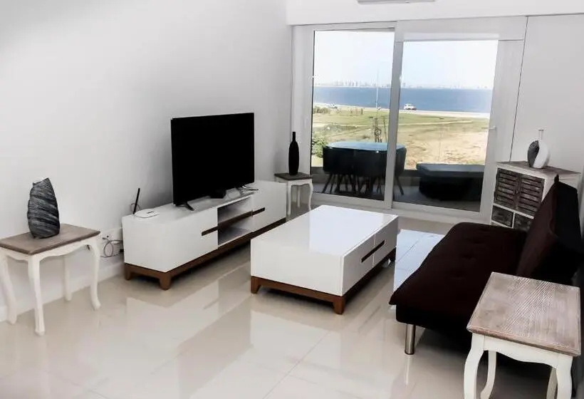 Azure Ocean Reserve