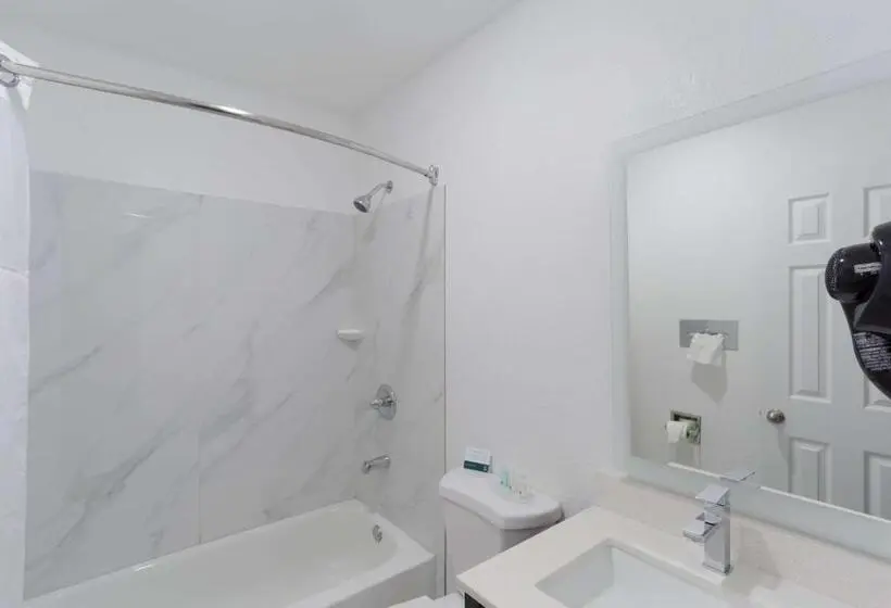 هتل Quality Inn Redding Near I 5