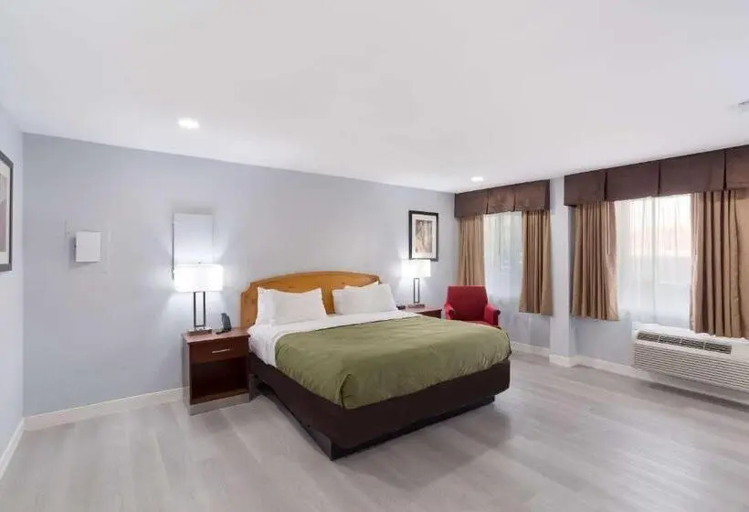 هتل Quality Inn Redding Near I 5