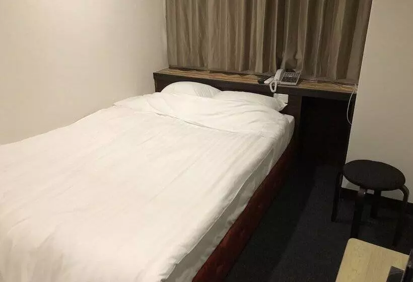 Business Hotel Tenmonkan Park Hostel