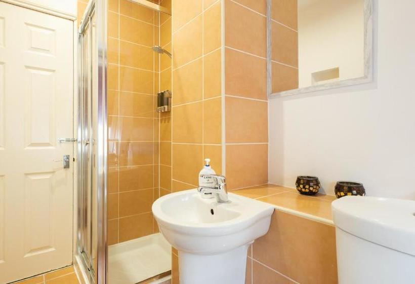 ホテル Adelphi Suites