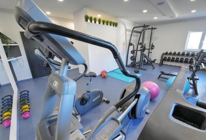 فندق Apartments Stella Adriatica