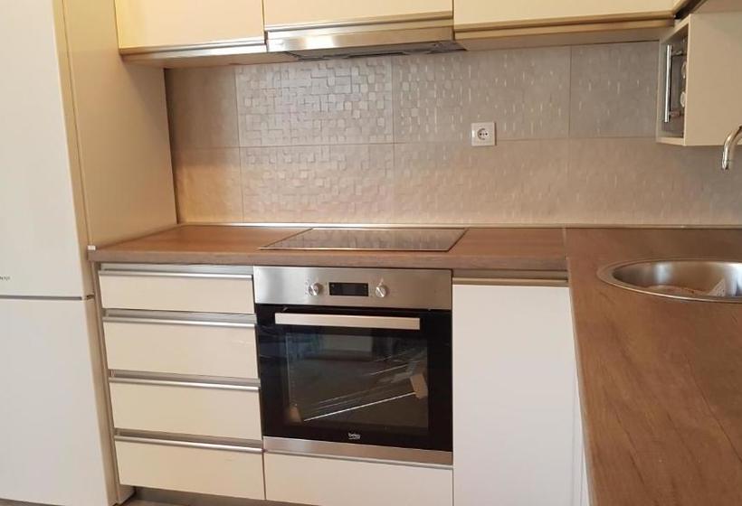 هتل Gregovic Apartments