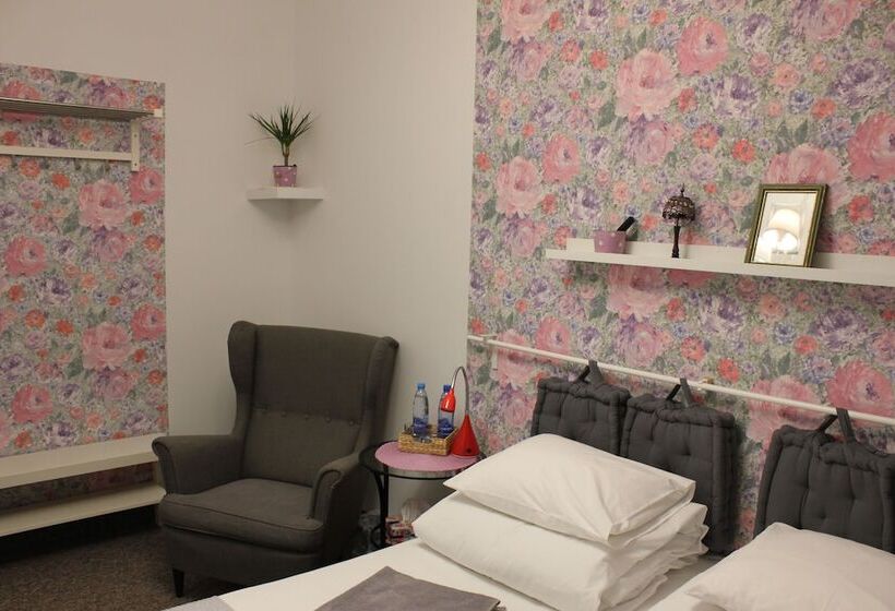 فندق Kolorowa Guest Rooms