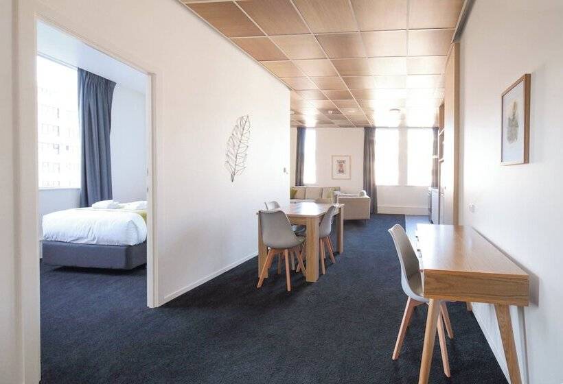 酒店 Liberty Apartment