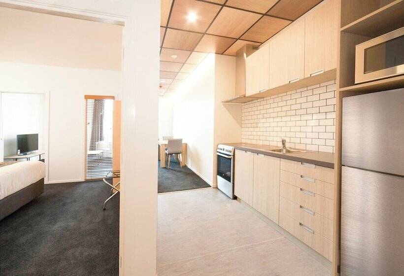 酒店 Liberty Apartment