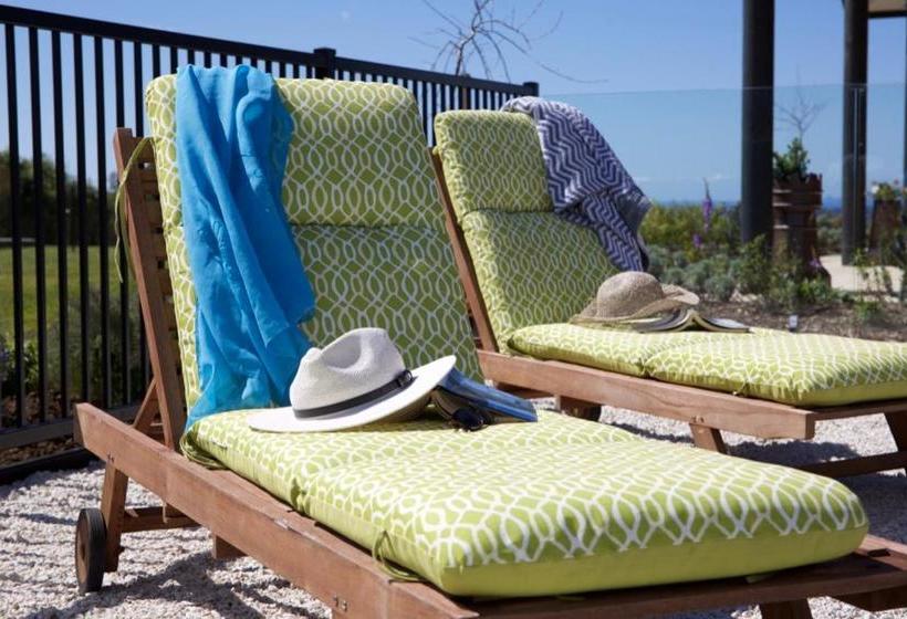 בית מלון כפרי Lodore Lodge