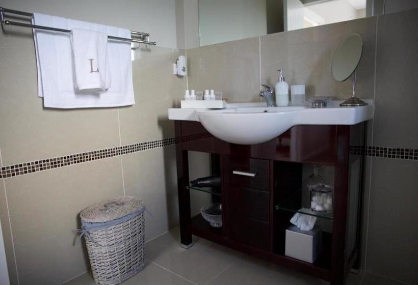 בית מלון כפרי Lodore Lodge