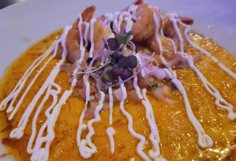 هتل Luichy S Seaside