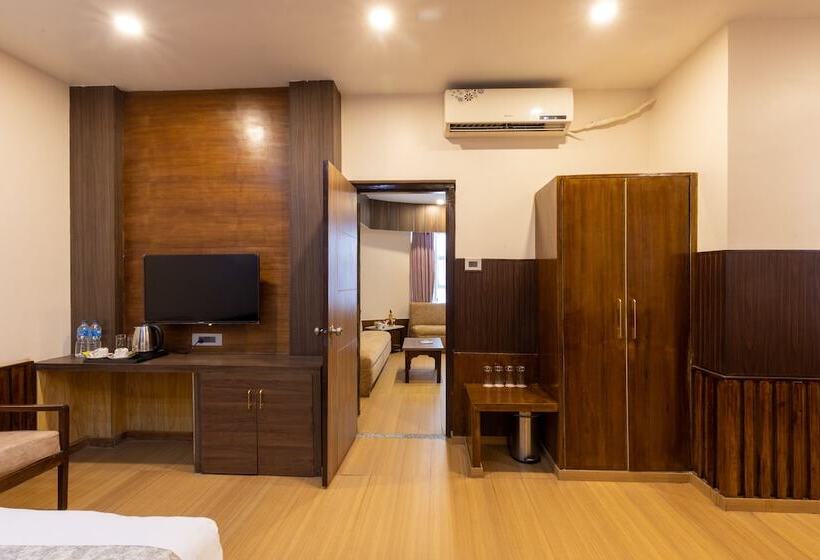 هتل Nansc Lumbini