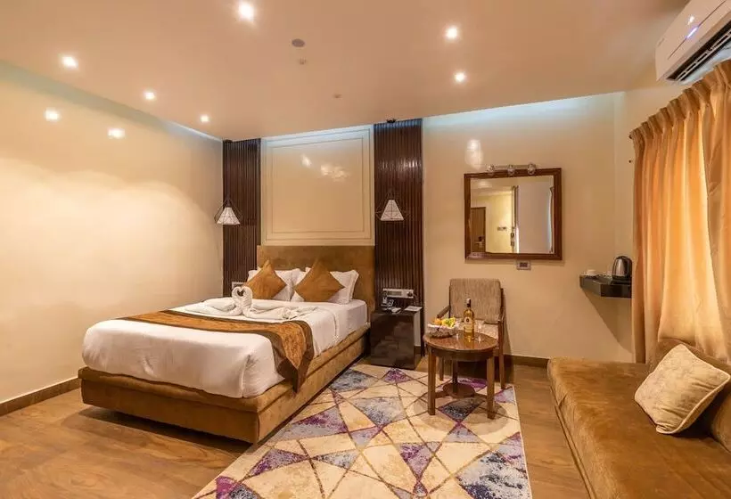 هتل Nansc Lumbini