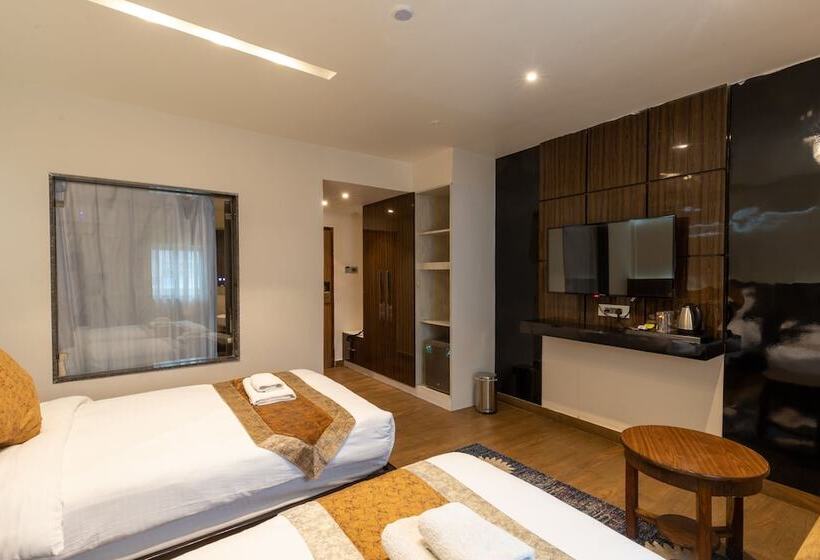 هتل Nansc Lumbini