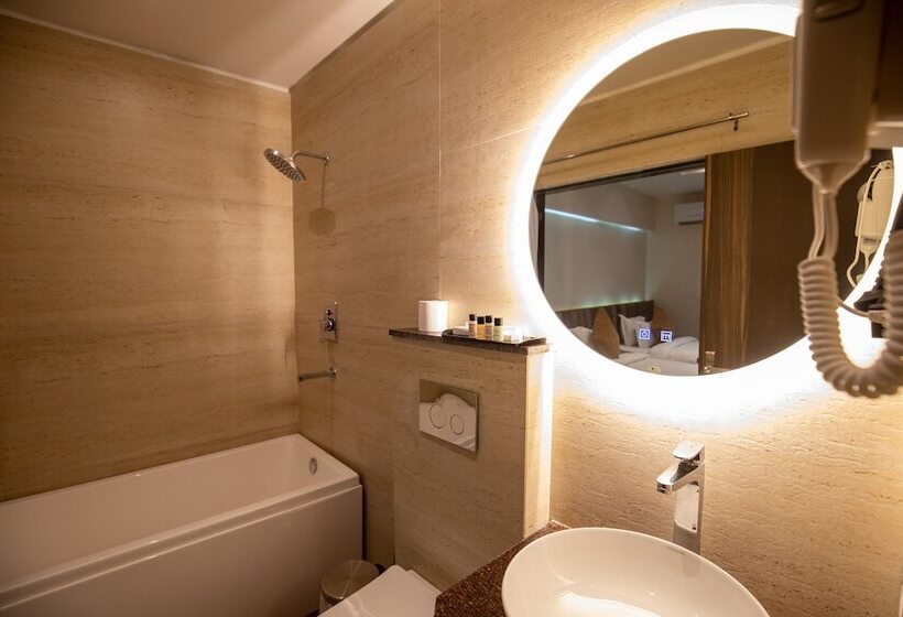 هتل Nansc Lumbini