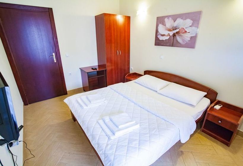 هتل Nilaj Apartments