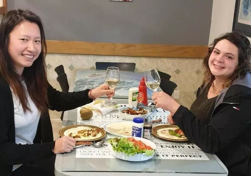 Hotelli Piwaka Lodge And Backpackers