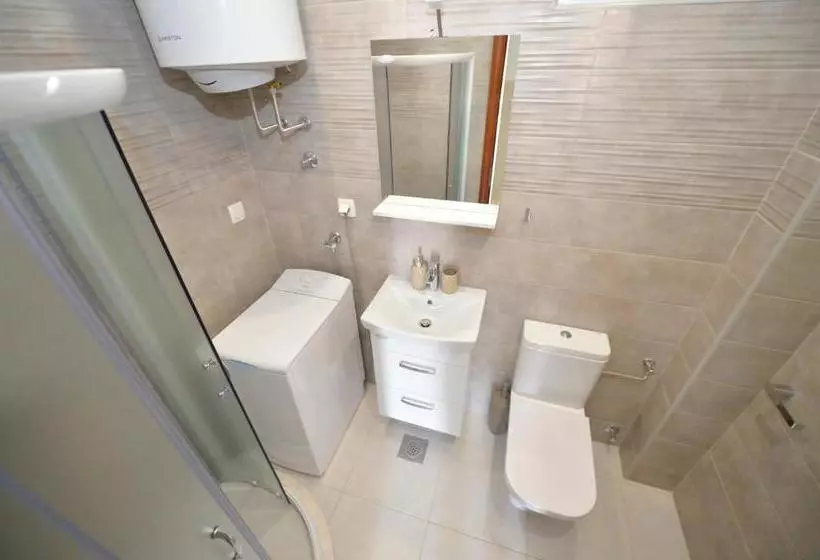 هتل Pontus Luxury Apartments