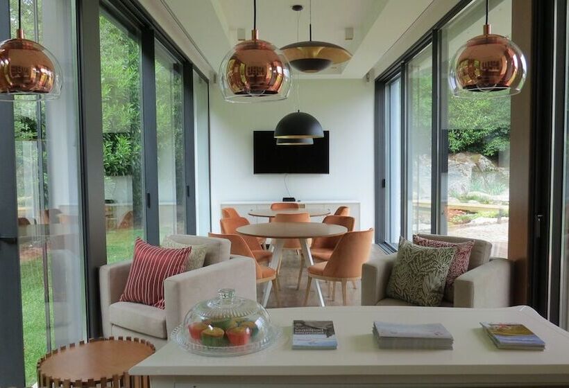 هتل Quinta Do Pomar Maior