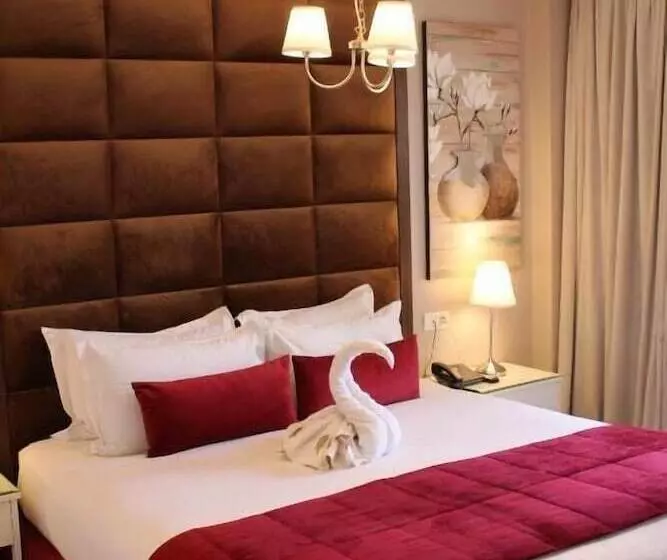 Hotelli Rent Inn Suites