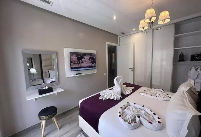 Hotelli Rent Inn Suites