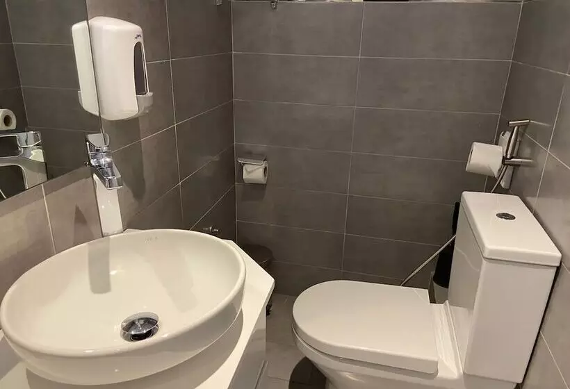 Hotelli Rent Inn Suites