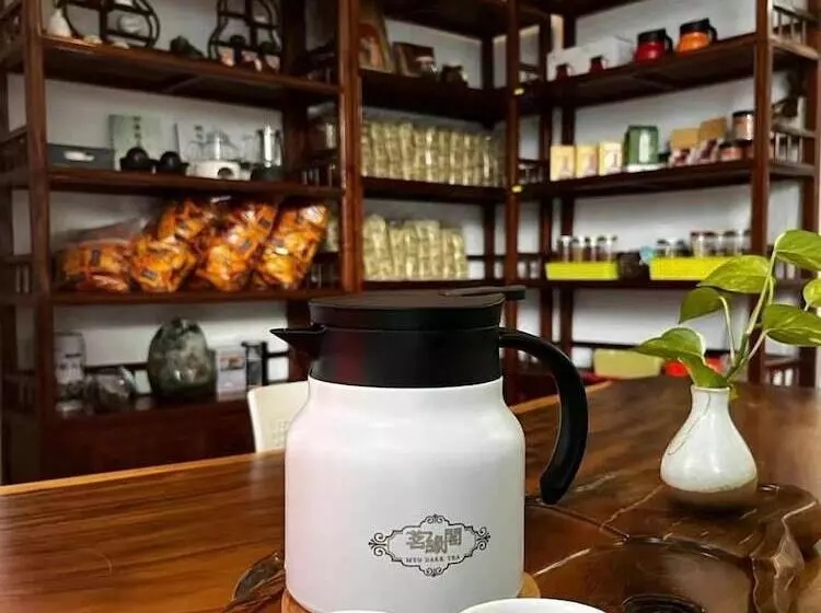 هتل S8 Boutique