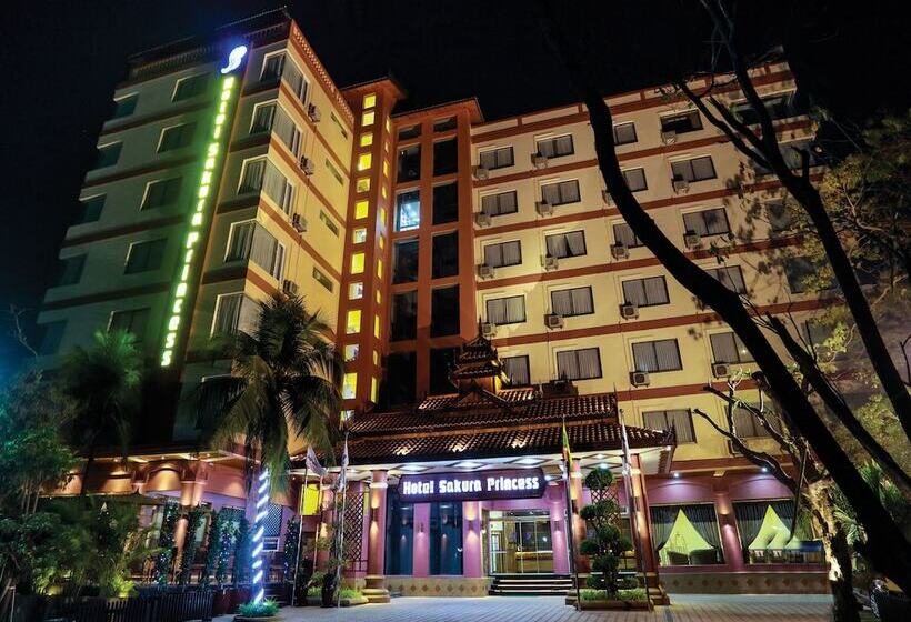 هتل Sakura Princess
