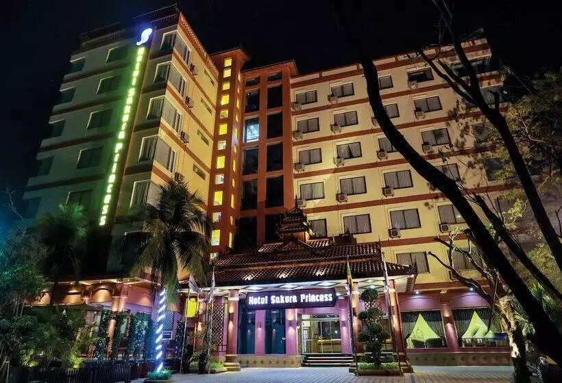 هتل Sakura Princess